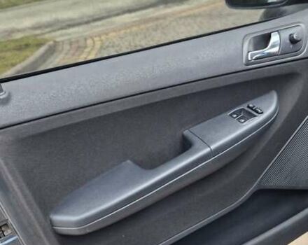 Серый Шкода Фабия, объемом двигателя 1.39 л и пробегом 299 тыс. км за 2999 $, фото 52 на Automoto.ua