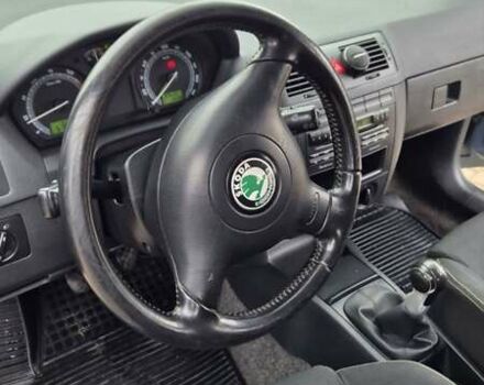 Серый Шкода Фабия, объемом двигателя 1.39 л и пробегом 299 тыс. км за 2999 $, фото 41 на Automoto.ua