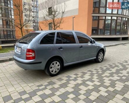 Серый Шкода Фабия, объемом двигателя 1.39 л и пробегом 177 тыс. км за 4800 $, фото 9 на Automoto.ua