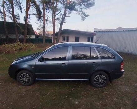 Сірий Шкода Фабія, об'ємом двигуна 1.2 л та пробігом 314 тис. км за 3000 $, фото 1 на Automoto.ua