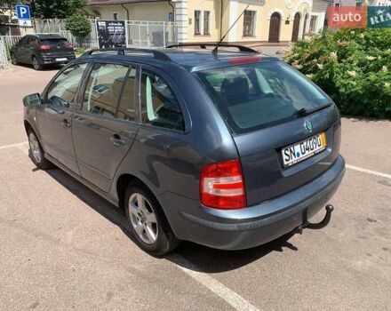 Серый Шкода Фабия, объемом двигателя 1.39 л и пробегом 191 тыс. км за 4550 $, фото 13 на Automoto.ua