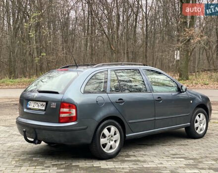 Серый Шкода Фабия, объемом двигателя 1.4 л и пробегом 258 тыс. км за 3950 $, фото 7 на Automoto.ua