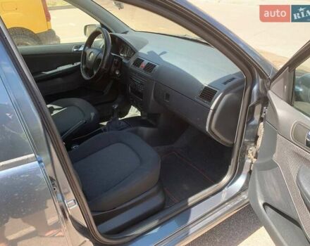 Серый Шкода Фабия, объемом двигателя 1.39 л и пробегом 191 тыс. км за 4550 $, фото 47 на Automoto.ua