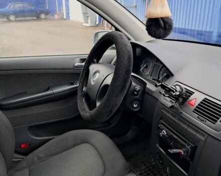 Сірий Шкода Фабія, об'ємом двигуна 1.39 л та пробігом 199 тис. км за 4600 $, фото 7 на Automoto.ua