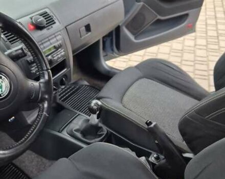 Серый Шкода Фабия, объемом двигателя 1.39 л и пробегом 299 тыс. км за 2999 $, фото 46 на Automoto.ua