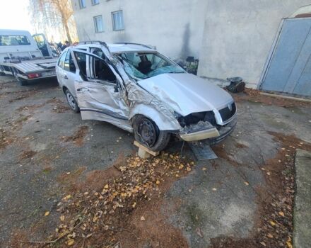 Серый Шкода Фабия, объемом двигателя 0 л и пробегом 200 тыс. км за 850 $, фото 5 на Automoto.ua