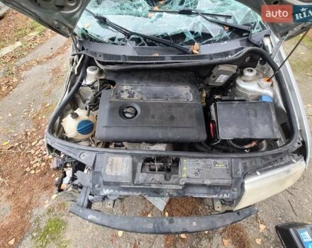 Сірий Шкода Фабія, об'ємом двигуна 1.39 л та пробігом 201 тис. км за 950 $, фото 1 на Automoto.ua