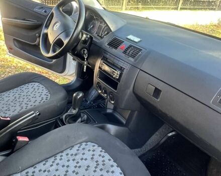 Сірий Шкода Фабія, об'ємом двигуна 1.4 л та пробігом 250 тис. км за 2800 $, фото 6 на Automoto.ua