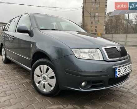 Серый Шкода Фабия, объемом двигателя 1.4 л и пробегом 266 тыс. км за 4750 $, фото 5 на Automoto.ua