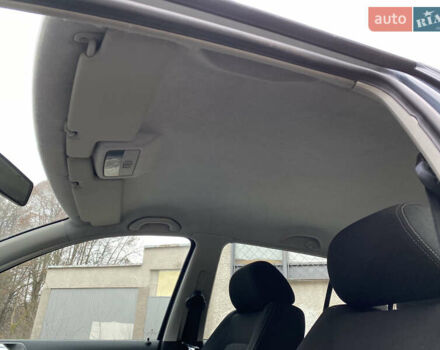 Серый Шкода Фабия, объемом двигателя 1.4 л и пробегом 258 тыс. км за 3950 $, фото 17 на Automoto.ua