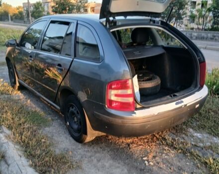 Серый Шкода Фабия, объемом двигателя 1.2 л и пробегом 444 тыс. км за 2500 $, фото 2 на Automoto.ua