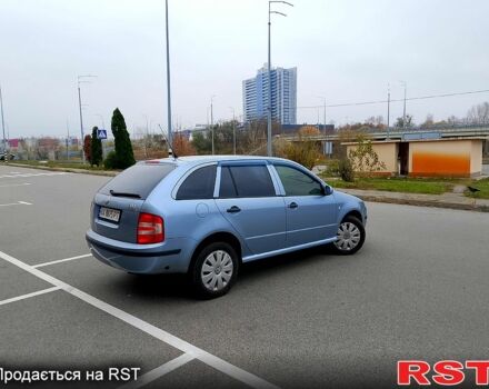 Сірий Шкода Фабія, об'ємом двигуна 1.4 л та пробігом 292 тис. км за 3000 $, фото 1 на Automoto.ua