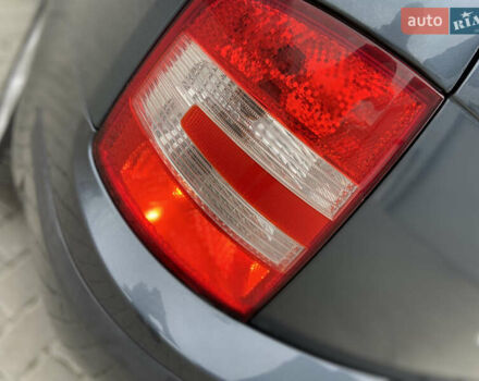 Серый Шкода Фабия, объемом двигателя 1.4 л и пробегом 165 тыс. км за 5450 $, фото 11 на Automoto.ua