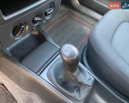 Серый Шкода Фабия, объемом двигателя 1.39 л и пробегом 191 тыс. км за 4550 $, фото 30 на Automoto.ua