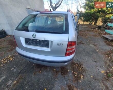 Сірий Шкода Фабія, об'ємом двигуна 1.39 л та пробігом 201 тис. км за 950 $, фото 12 на Automoto.ua