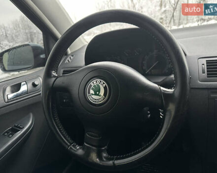 Сірий Шкода Фабія, об'ємом двигуна 1.4 л та пробігом 147 тис. км за 3870 $, фото 14 на Automoto.ua