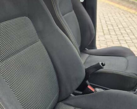 Серый Шкода Фабия, объемом двигателя 1.39 л и пробегом 299 тыс. км за 2999 $, фото 24 на Automoto.ua