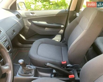 Серый Шкода Фабия, объемом двигателя 1.39 л и пробегом 191 тыс. км за 4550 $, фото 29 на Automoto.ua