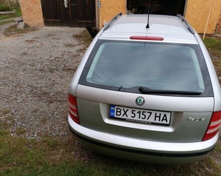 Сірий Шкода Фабія, об'ємом двигуна 1.4 л та пробігом 220 тис. км за 5000 $, фото 1 на Automoto.ua