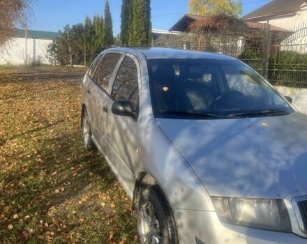 Сірий Шкода Фабія, об'ємом двигуна 1.4 л та пробігом 250 тис. км за 2800 $, фото 2 на Automoto.ua