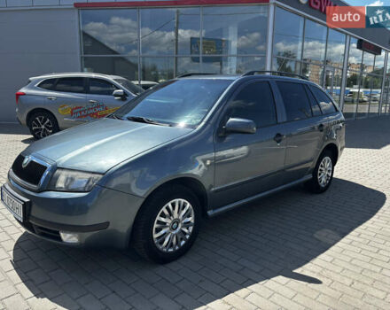 Серый Шкода Фабия, объемом двигателя 1.4 л и пробегом 272 тыс. км за 4500 $, фото 3 на Automoto.ua