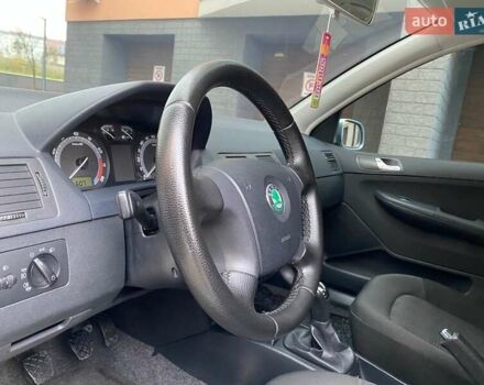 Серый Шкода Фабия, объемом двигателя 1.39 л и пробегом 177 тыс. км за 4800 $, фото 22 на Automoto.ua