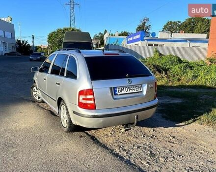 Серый Шкода Фабия, объемом двигателя 1.4 л и пробегом 318 тыс. км за 5000 $, фото 2 на Automoto.ua