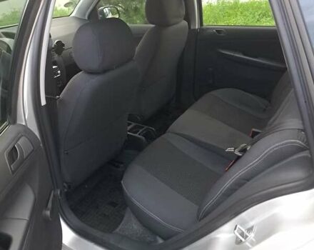 Сірий Шкода Фабія, об'ємом двигуна 1.39 л та пробігом 229 тис. км за 3500 $, фото 6 на Automoto.ua