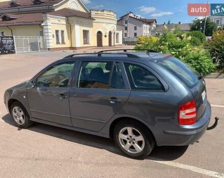 Серый Шкода Фабия, объемом двигателя 1.39 л и пробегом 191 тыс. км за 4550 $, фото 4 на Automoto.ua