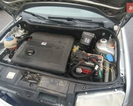 Серый Шкода Фабия, объемом двигателя 1.4 л и пробегом 150 тыс. км за 3200 $, фото 2 на Automoto.ua