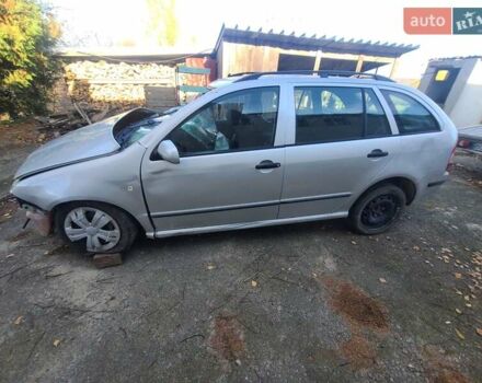 Сірий Шкода Фабія, об'ємом двигуна 1.39 л та пробігом 201 тис. км за 950 $, фото 15 на Automoto.ua
