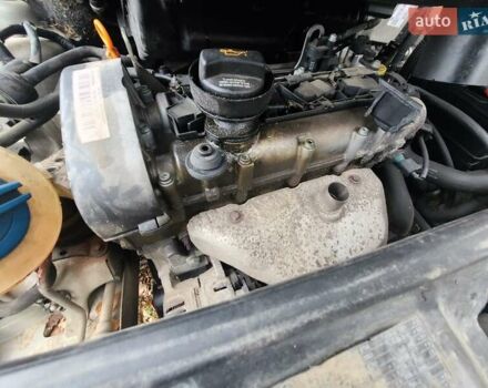 Сірий Шкода Фабія, об'ємом двигуна 1.39 л та пробігом 201 тис. км за 950 $, фото 2 на Automoto.ua