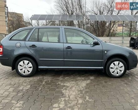 Серый Шкода Фабия, объемом двигателя 1.4 л и пробегом 266 тыс. км за 4750 $, фото 7 на Automoto.ua