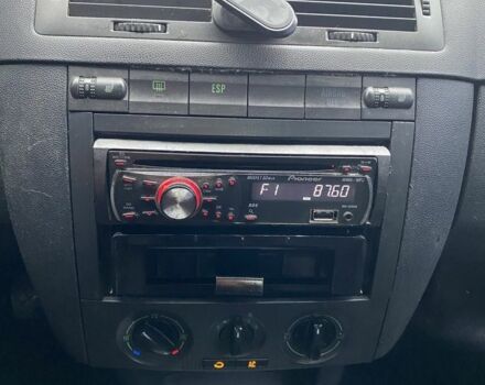 Серый Шкода Фабия, объемом двигателя 1.4 л и пробегом 230 тыс. км за 2800 $, фото 6 на Automoto.ua