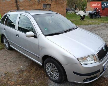 Серый Шкода Фабия, объемом двигателя 1.39 л и пробегом 22 тыс. км за 5000 $, фото 6 на Automoto.ua