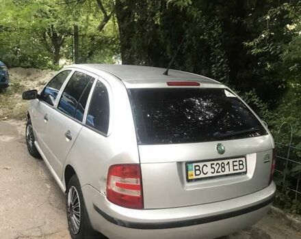Сірий Шкода Фабія, об'ємом двигуна 1.4 л та пробігом 270 тис. км за 3800 $, фото 2 на Automoto.ua