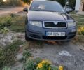 Серый Шкода Фабия, объемом двигателя 1.2 л и пробегом 444 тыс. км за 2500 $, фото 1 на Automoto.ua