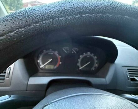 Сірий Шкода Фабія, об'ємом двигуна 1.2 л та пробігом 305 тис. км за 3500 $, фото 14 на Automoto.ua