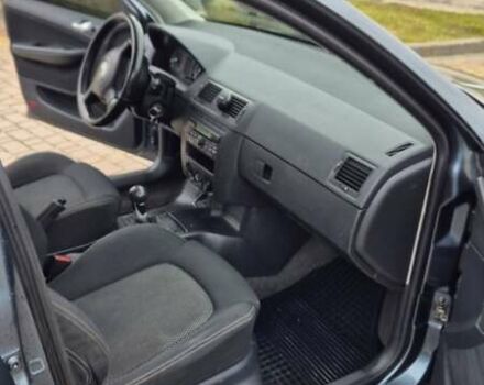 Серый Шкода Фабия, объемом двигателя 1.39 л и пробегом 299 тыс. км за 2999 $, фото 26 на Automoto.ua