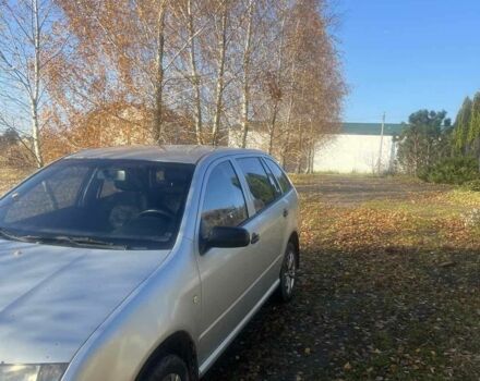 Сірий Шкода Фабія, об'ємом двигуна 1.4 л та пробігом 250 тис. км за 2800 $, фото 1 на Automoto.ua