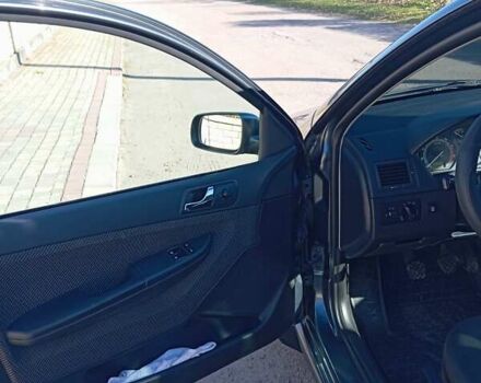 Шкода Фабія 2005 у Коломые на Automoto.ua Сірий Шкода Фабія, об'ємом двигуна 1.39 л та пробігом 178 тис. км за 3850 $, фото 7 на Automoto.ua