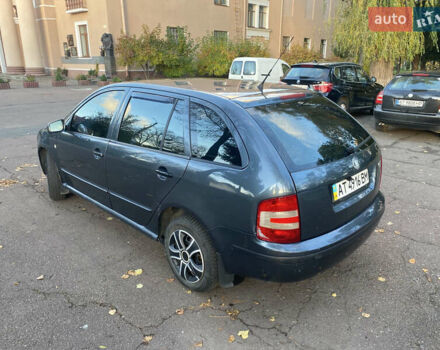 Шкода Фабия 2005 в Калуше на Automoto.ua Серый Шкода Фабия, объемом двигателя 1.2 л и пробегом 200 тыс. км за 2850 $, фото 8 на Automoto.ua