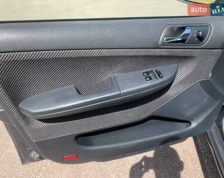 Серый Шкода Фабия, объемом двигателя 1.39 л и пробегом 191 тыс. км за 4550 $, фото 31 на Automoto.ua