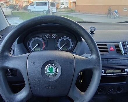 Серый Шкода Фабия, объемом двигателя 1.2 л и пробегом 234 тыс. км за 3000 $, фото 19 на Automoto.ua