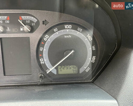 Шкода Фабия 2005 в Ровно на Automoto.ua Серый Шкода Фабия, объемом двигателя 1.39 л и пробегом 230 тыс. км за 4000 $, фото 13 на Automoto.ua