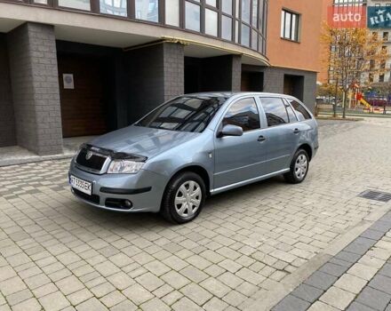 Серый Шкода Фабия, объемом двигателя 1.39 л и пробегом 177 тыс. км за 4800 $, фото 3 на Automoto.ua