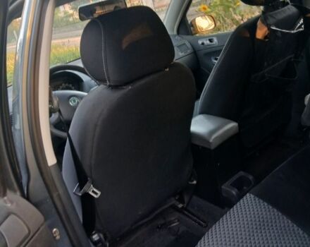 Серый Шкода Фабия, объемом двигателя 1.2 л и пробегом 444 тыс. км за 2500 $, фото 10 на Automoto.ua