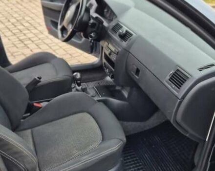 Серый Шкода Фабия, объемом двигателя 1.39 л и пробегом 299 тыс. км за 2999 $, фото 29 на Automoto.ua