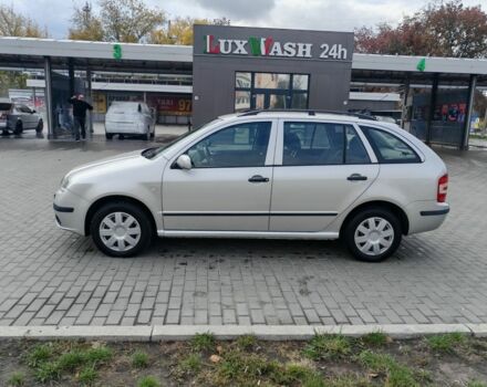 Серый Шкода Фабия, объемом двигателя 1.4 л и пробегом 212 тыс. км за 5500 $, фото 3 на Automoto.ua