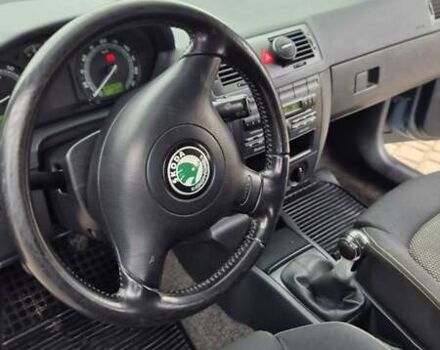 Серый Шкода Фабия, объемом двигателя 1.39 л и пробегом 299 тыс. км за 2999 $, фото 43 на Automoto.ua